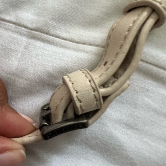 Steve Madden Btoy small quilted cross body bag in taupe faux fur - Picture 10 of 14